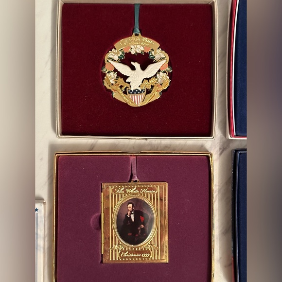 Lot of 13 United States Presidential Christmas Ornaments - Picture 5 of 9